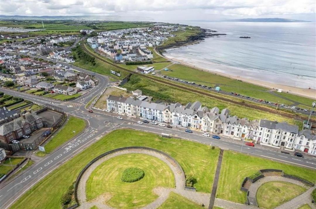 2 Dunluce Green - Portrush By The Sea Ngoại thất bức ảnh